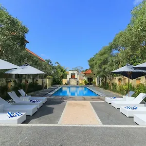 Bali Mega Отель